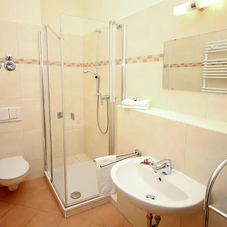 Apartment Laura - 42-05 Ostseebad Kühlungsborn